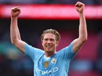 九游-德布劳内重返赛场，刷新纪录首场状态出色，西班牙队观众沸腾！全场沸腾不已的简单介绍