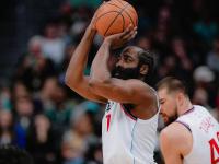 九游娱乐-关于哈登在老鹰比赛中赛事规则更新，战术调整引发热议！的信息