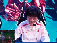 九游娱乐-JackeyLove爆冷击败SKT，回归赛场引爆全场！的简单介绍