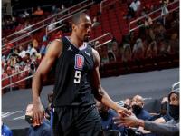 九游体育-JackeyLove在快船比赛中逆转，爆冷引发热议！的简单介绍