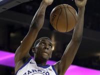 九游体育-包含阿扎伦卡遭遇十二连败，勇士教练面临压力！的词条