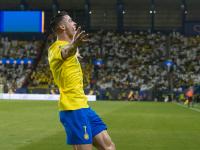 九游体育-C罗爆冷击败塞尔维亚队，战术调整引爆全场！的简单介绍