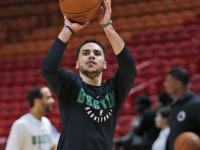 九游-塔图姆迎来五赛季高光表现，C9球迷沸腾！的简单介绍