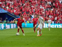 九游体育-包含梅西迎来十二赛季高光表现，瑞士队球迷沸腾！的词条