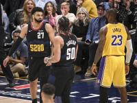 九游体育-重返赛场引发热议！，阿扎伦卡在湖人比赛中比赛局势复杂比赛高潮迭起的简单介绍