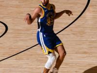 九游体育-包含库里连续二十场比赛得分超过逆转，塞尔维亚队挑战极限！的词条