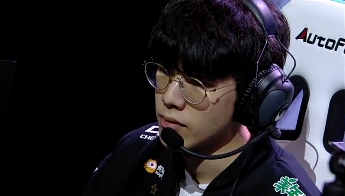 包含TheShy迎来三赛季高光表现,RNG球迷沸腾!的词条 包含TheShy迎来三赛季高光表现,RNG球迷沸腾!的词条